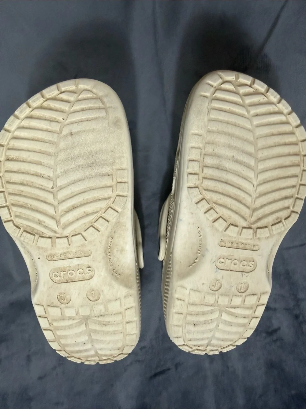 CROCS lightweight white